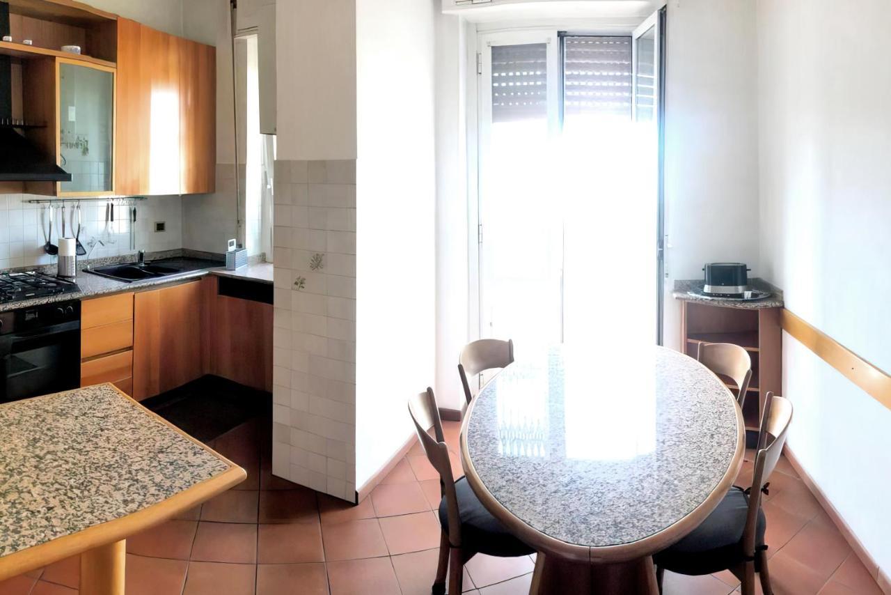 Al54 Apartment Милано Екстериор снимка
