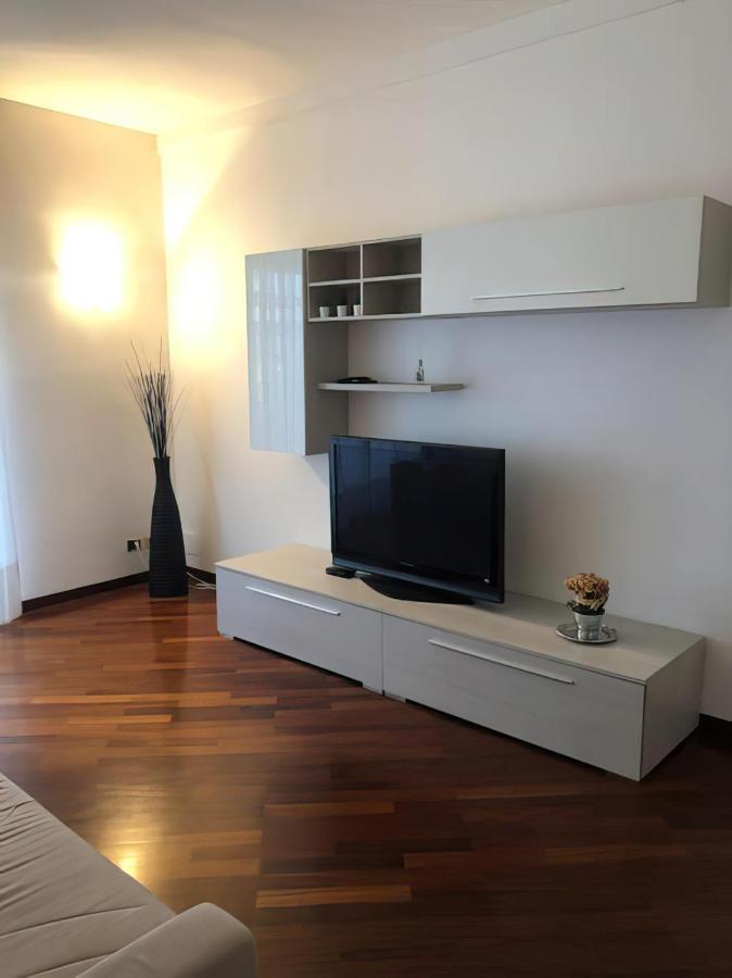Al54 Apartment Милано Екстериор снимка